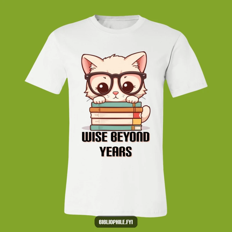 Funny Intellectual Kitten T-Shirt: Kawaii Cat Glasses Novel Reader Gift